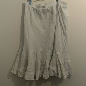 White Maxi Long Skirt Flowers Flows Beachy Summer